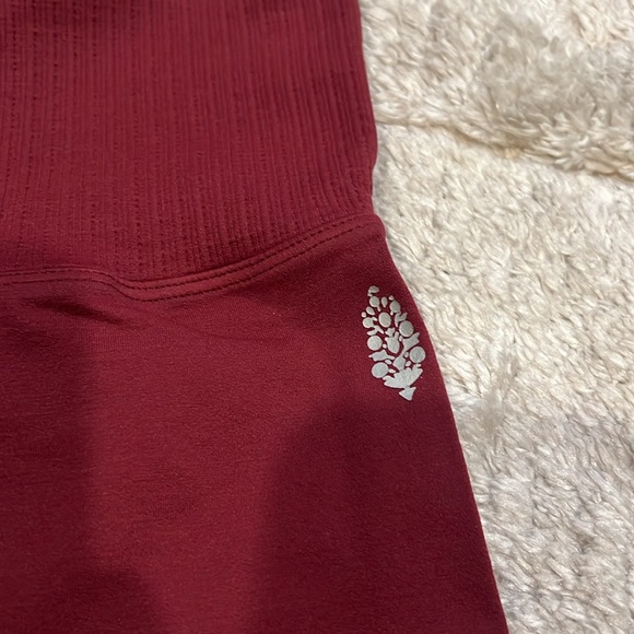 Free People | FP Movement Burgundy High-Rise Good Karma Leggings size M/L NWT - Picture 6 of 15
